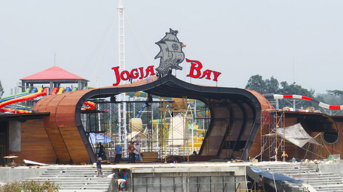 Paket Wisata Jogja Bay Waterpark 5
