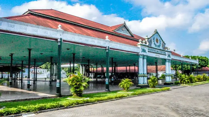 SultranzHoliday | Wisata Jogja Keraton Ngayogyakarta - Pusat Perabadan Budaya Jogjakata Paket Wisata Jogja Keraton Ngayogyakarta