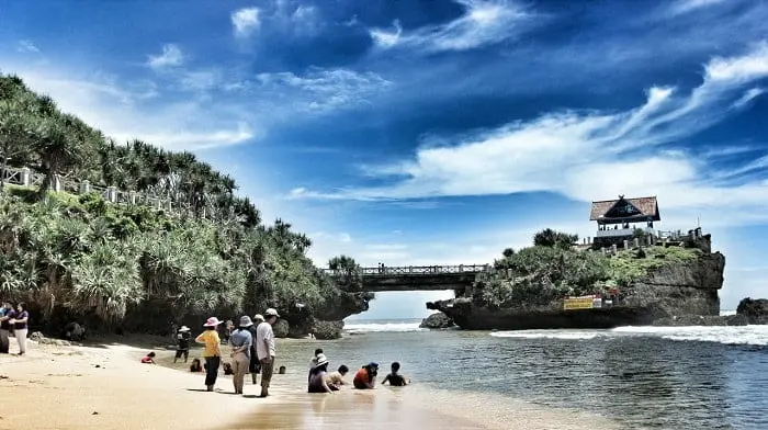 pantai kukup