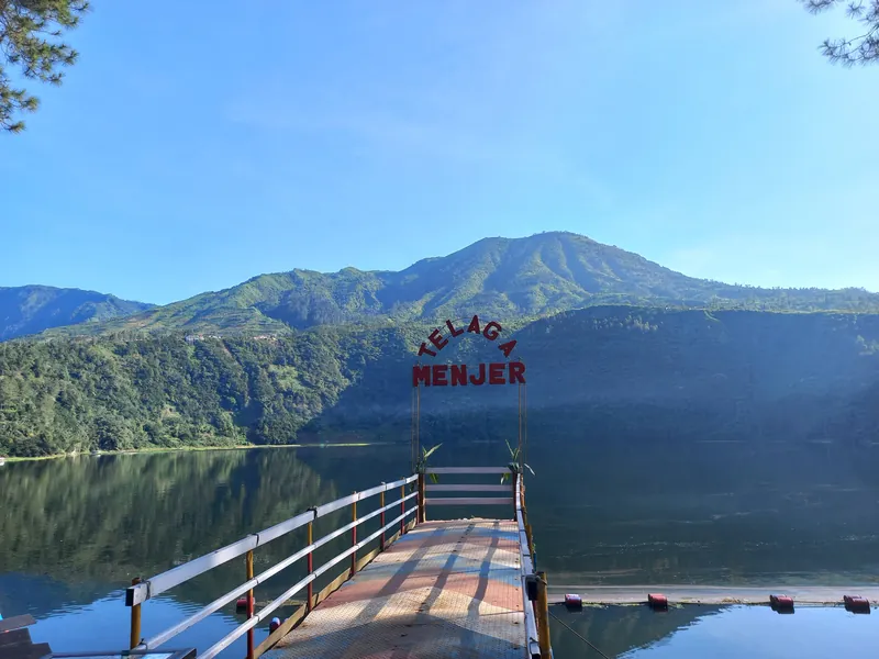 Telaga Menjer-Tips Wisata di Dieng