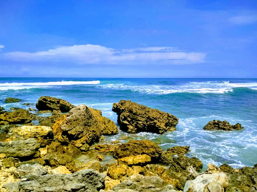 Pantai Pok Tunggal