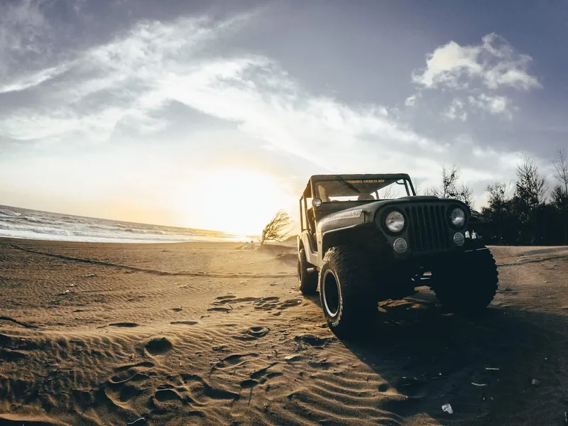 Jeep Gumuk Pasir-Tempat wisata di jogja paling terkenal