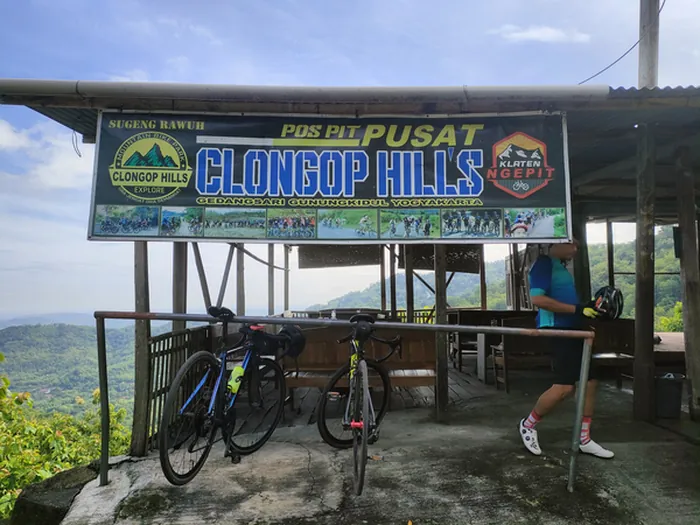 Pos Khusus Sepeda di Bukit Clongop