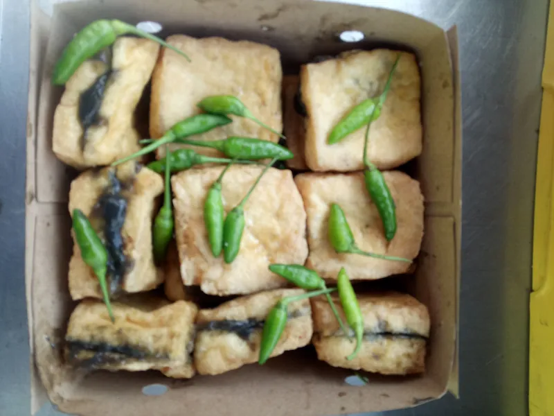 tahu petis
